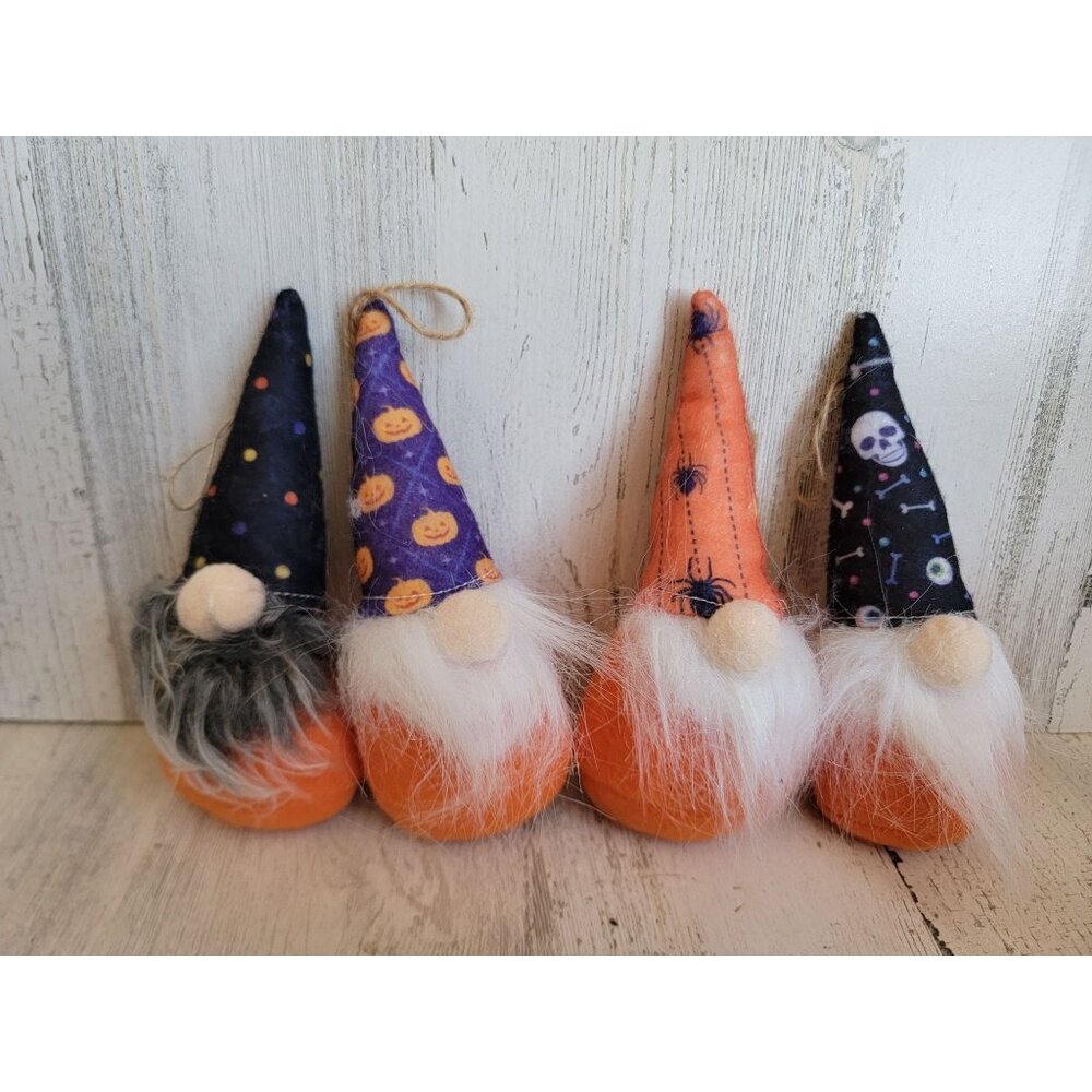 Halloween miniature plush gnome spider ornament set